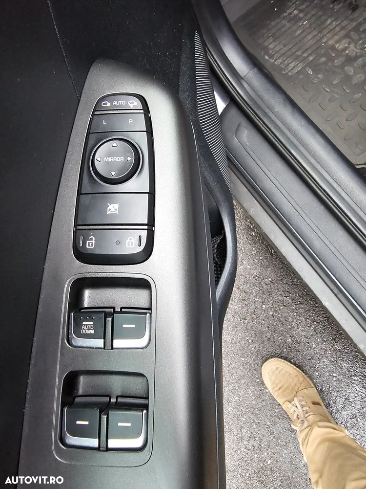Kia Sportage 1.6 GDI 6MT 4x2 Classic - 4