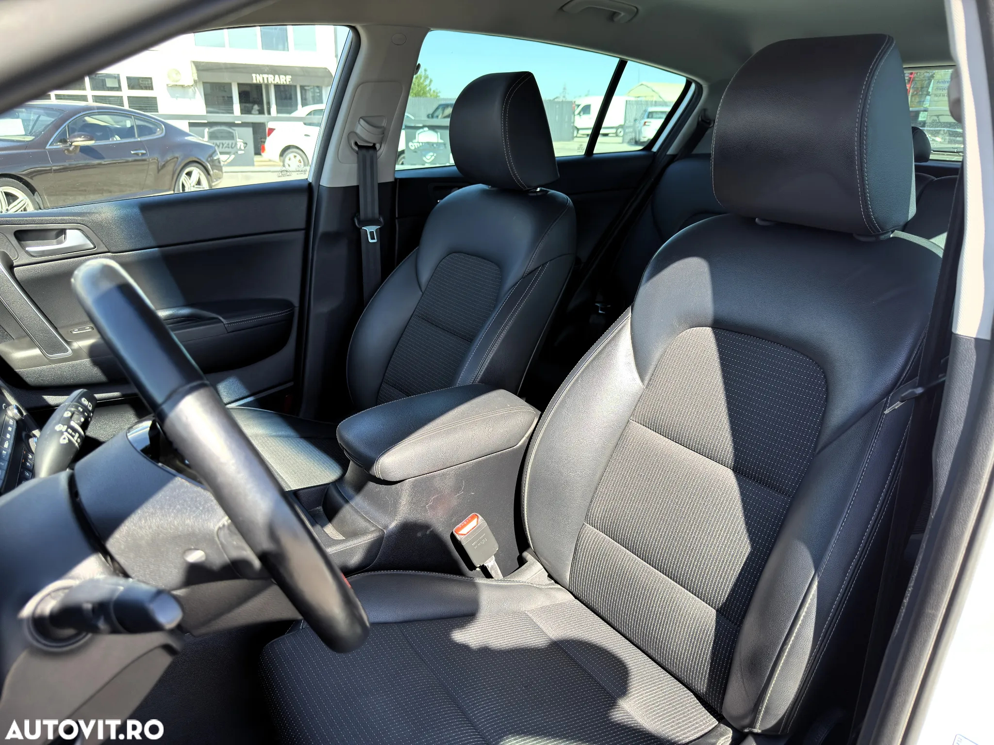 Kia Sportage 1.6 DSL MHEV 7DCT HP 4x2 Business Line - 21