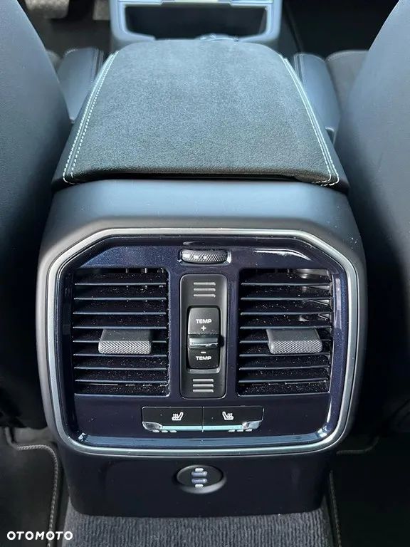 Porsche Macan GTS - 38