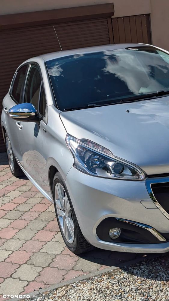 Peugeot 208 1.6 BlueHDi Allure S&S - 2