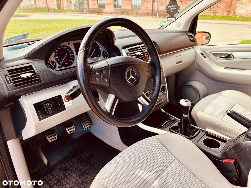 Mercedes-Benz Klasa B 170 - 10