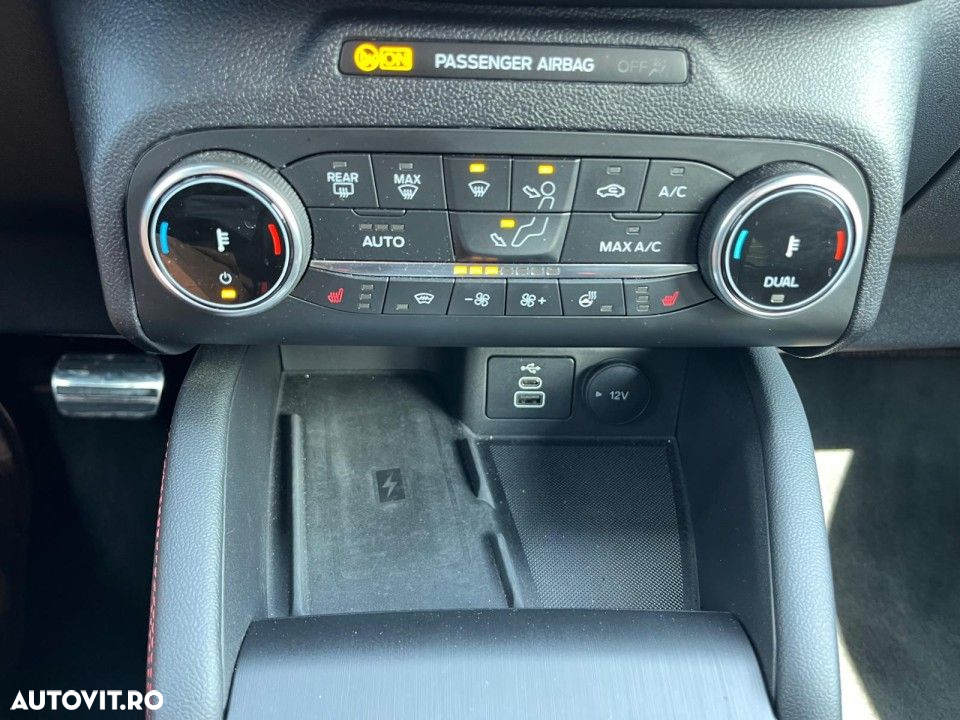 Ford Kuga - 19