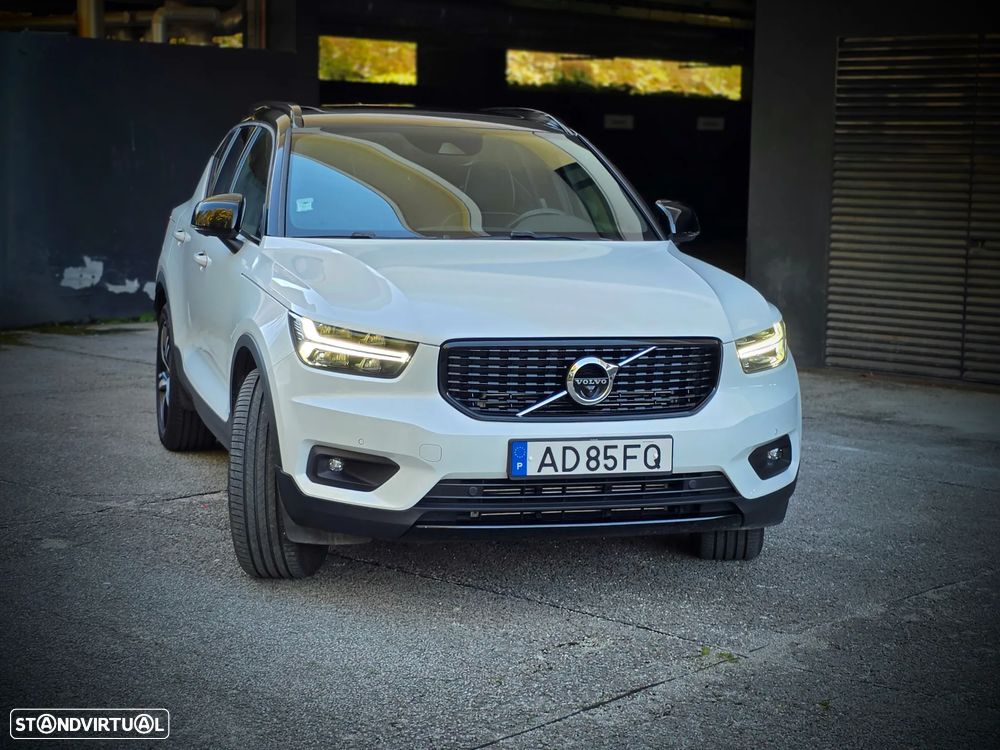 Volvo XC 40 1.5 T5 PHEV R-Design - 2