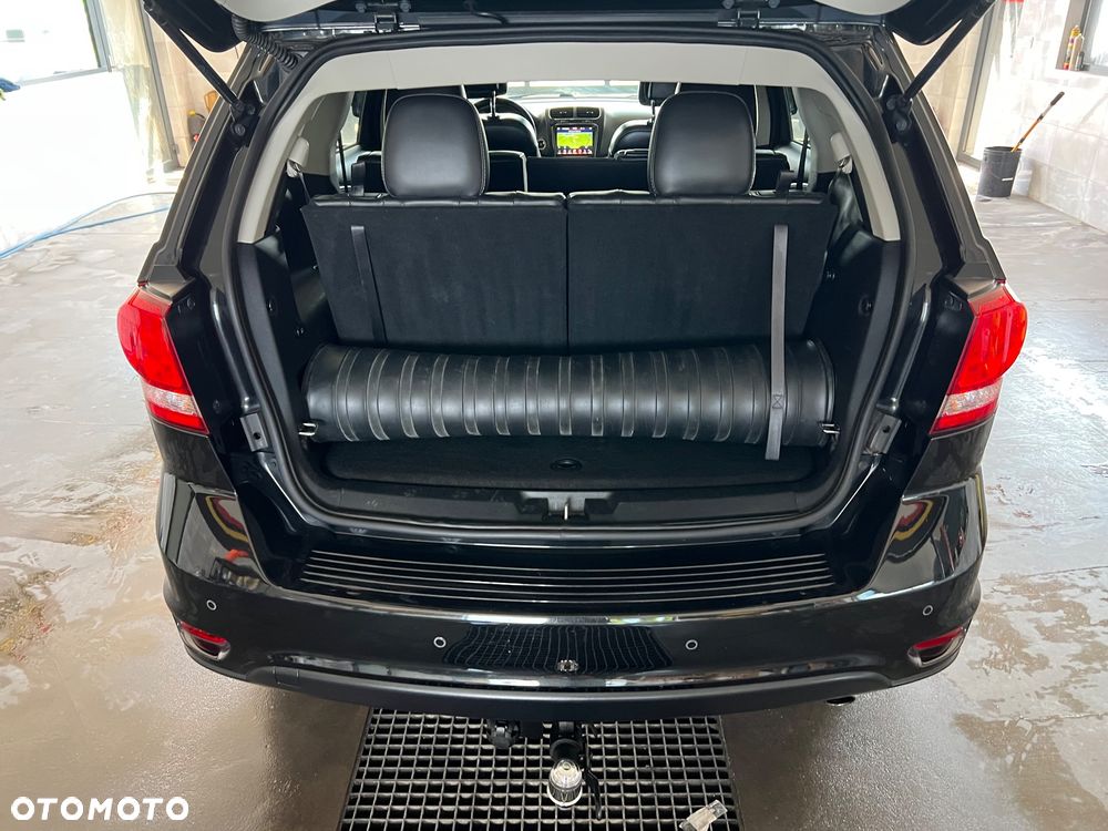 Fiat Freemont 2.0 Multijet Lounge - 22