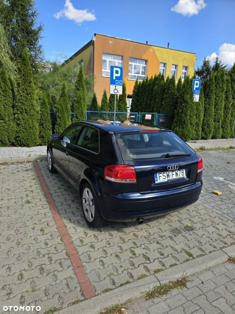 Audi A3 3-drzwiowe 1.6 Attraction - 6