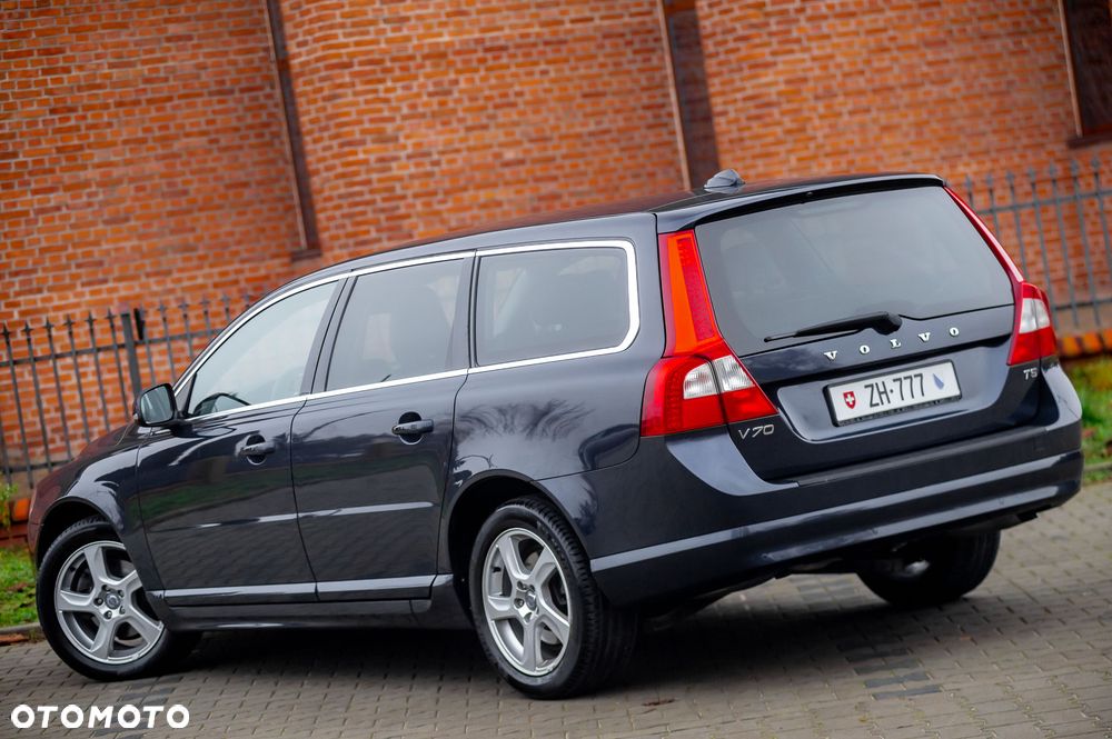 Volvo V70 - 11