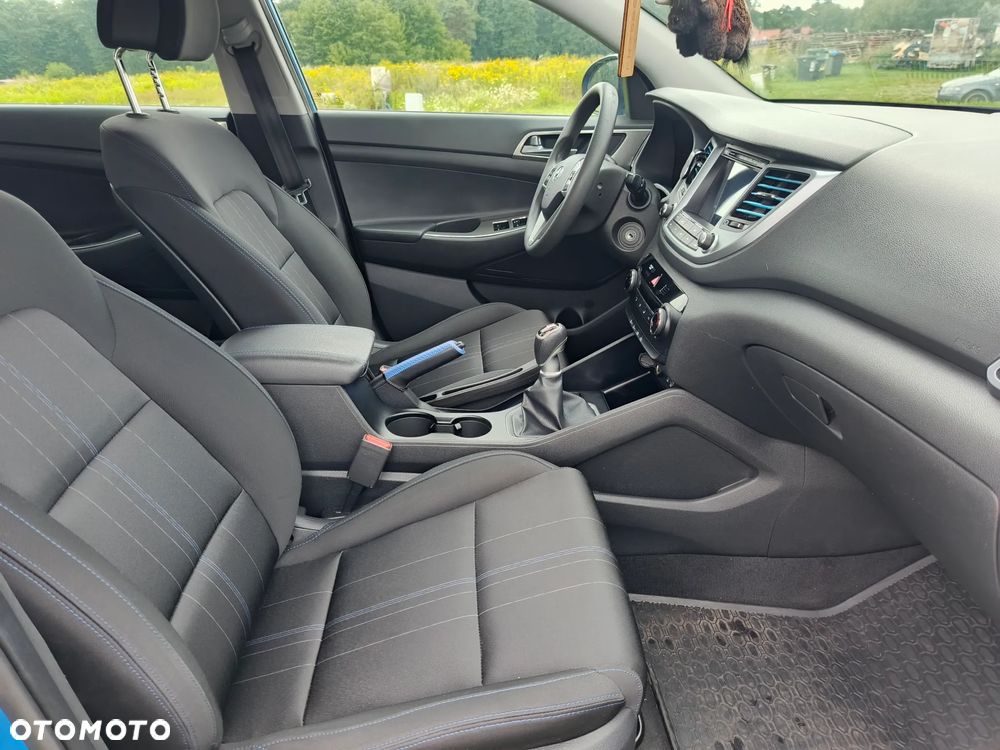 Hyundai Tucson 1.7 CRDI BlueDrive Style 2WD - 29