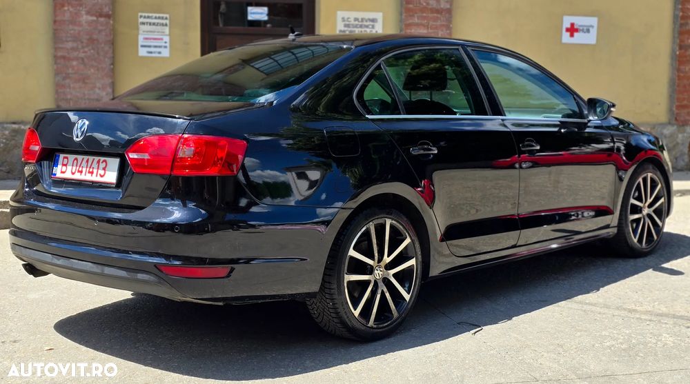 Volkswagen Jetta 1.4 TSI Highline - 4