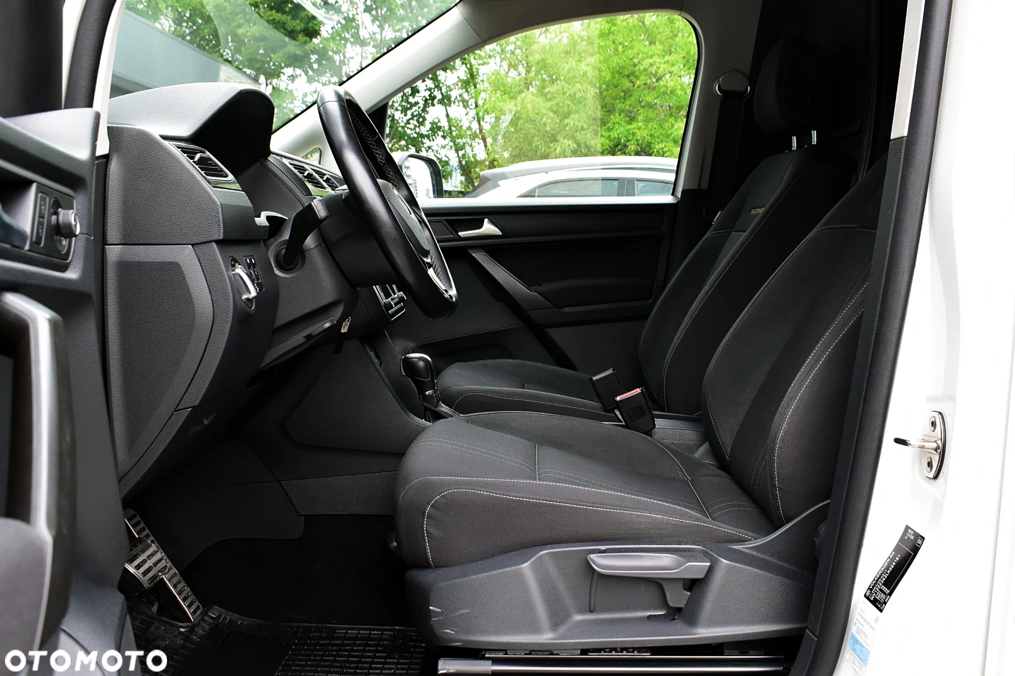 Volkswagen Caddy 2.0 TDI Alltrack DSG - 5