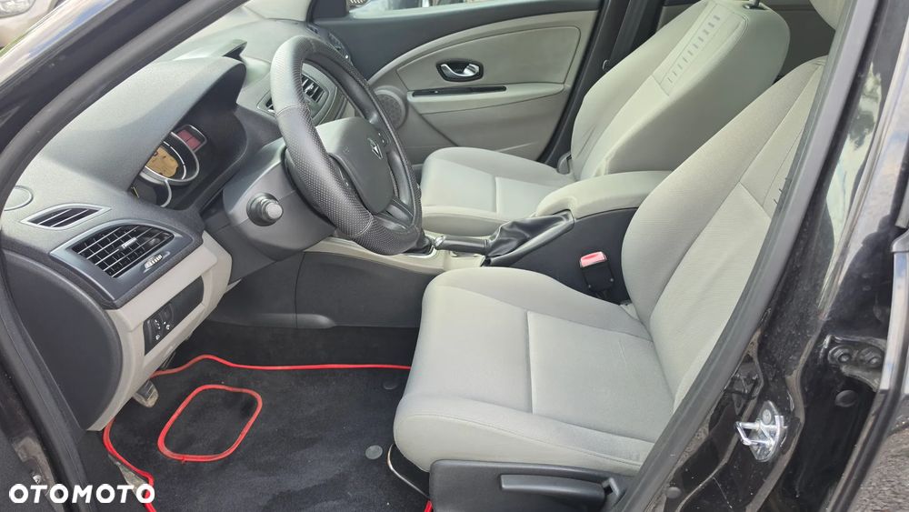 Renault Megane 1.5 dCi Alize - 14