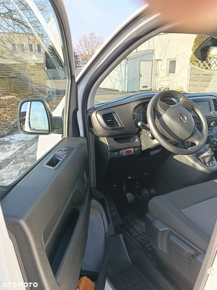 Opel Vivaro - 9