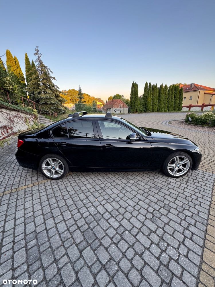 BMW Seria 3 - 17
