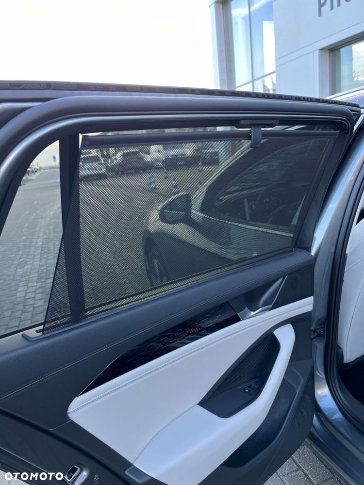 Volkswagen Passat - 15