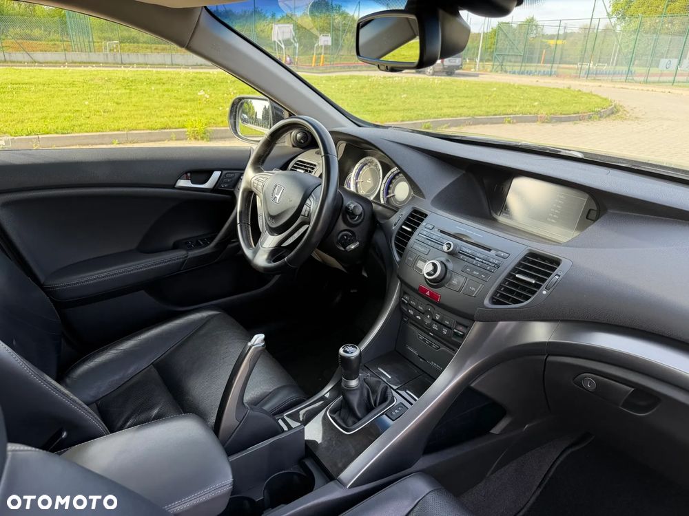 Honda Accord 2.0 Executive - 25