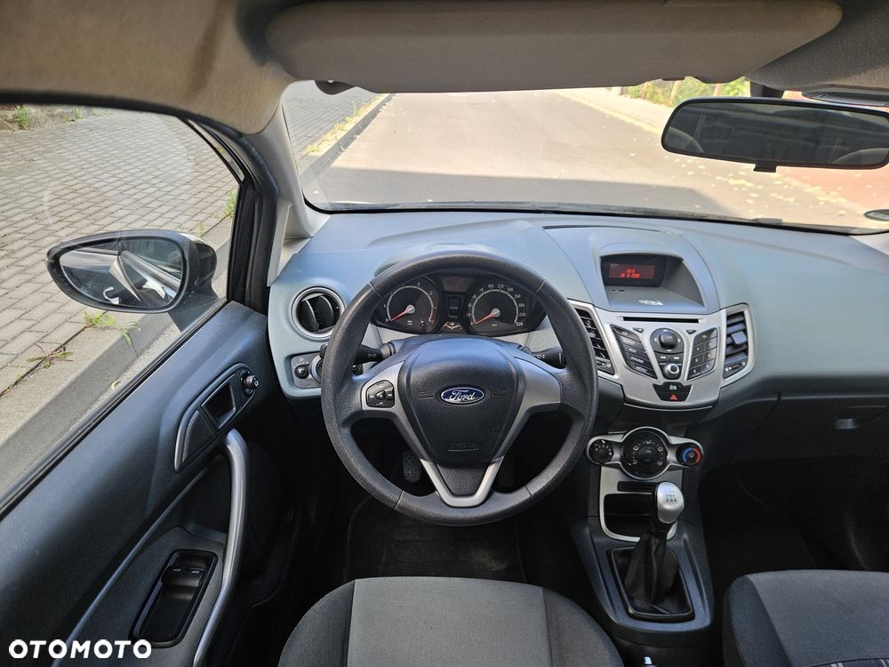 Ford Fiesta - 5
