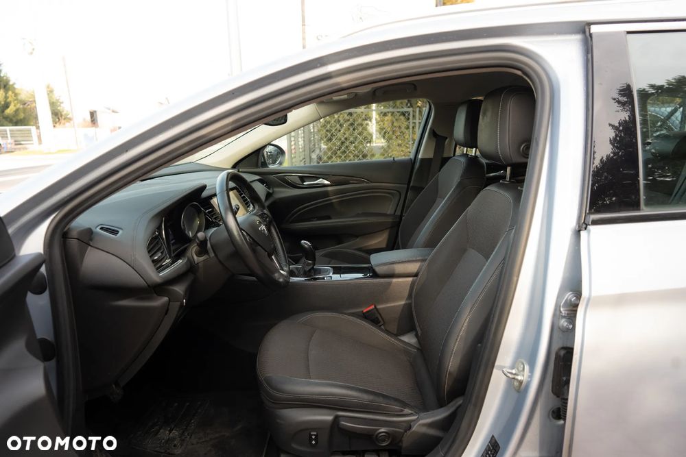 Opel Insignia 1.5 T Innovation S&S - 9