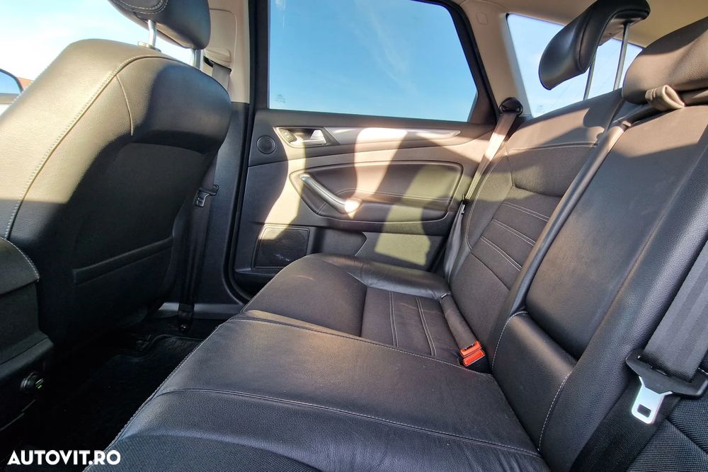 Ford Mondeo 2.0 TDCi Titanium - 9