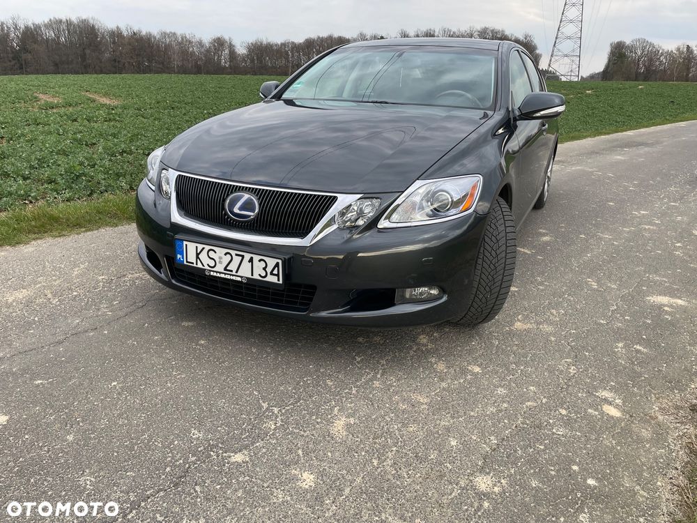 Lexus GS - 10