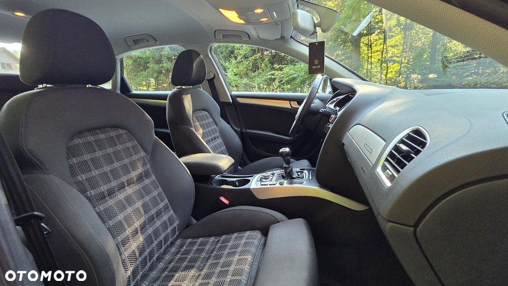 Audi A4 Limousine 2.0 TDI DPF quattro S line Sportpaket - 28