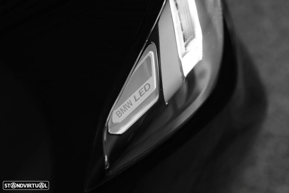 BMW 318 d Aut. Sport Line - 12