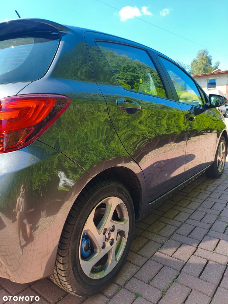 Toyota Yaris - 5