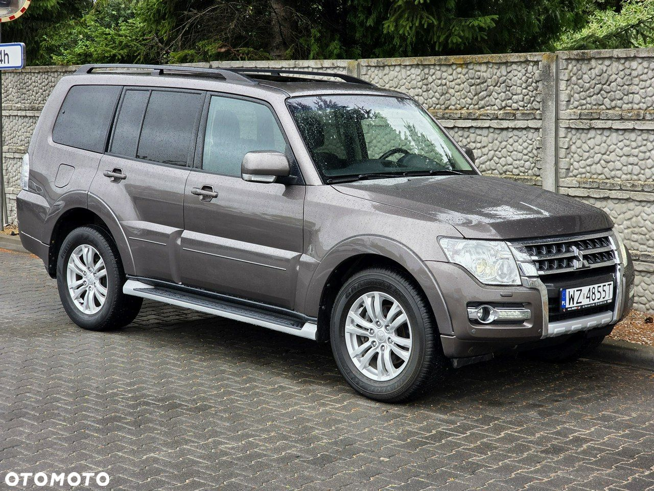 Mitsubishi Pajero - 3