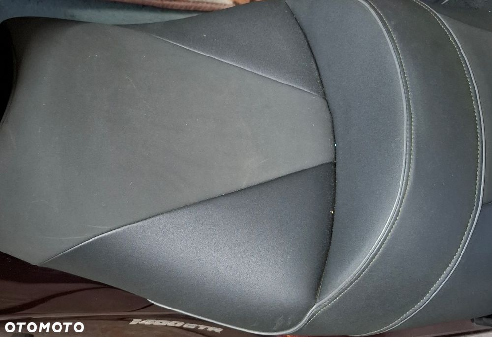 Kawasaki GTR - 14