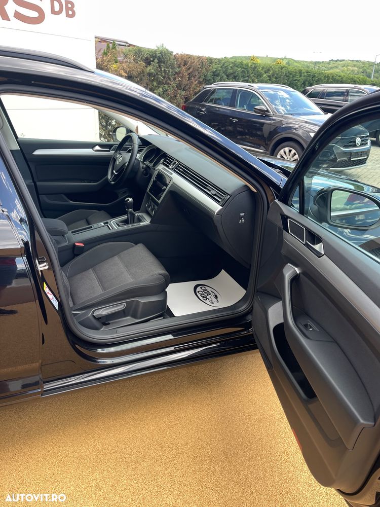 Volkswagen Passat 2.0 TDI (BlueMotion Technology) Comfortline - 22