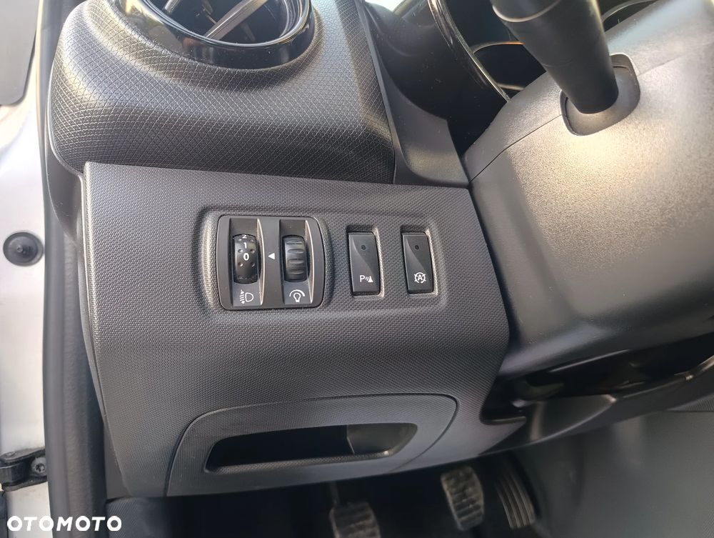 Renault Clio TCe 90 Limited - 19