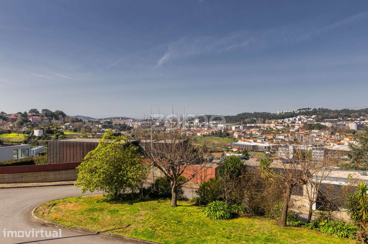 Terreno para construção junto ao Bom Jesus - Braga - Grande imagem: 5/13