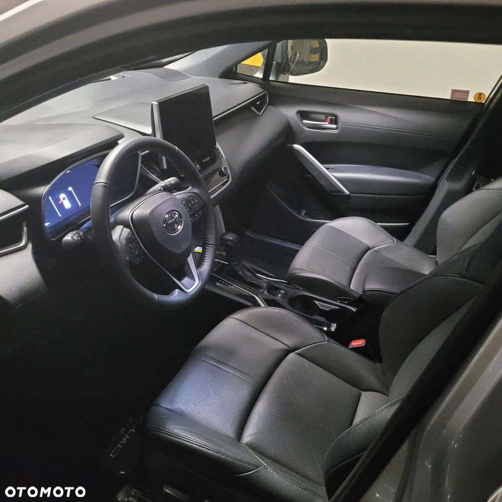 Toyota Corolla Cross 2.0 Hybrid Premiere Edition AWD - 13