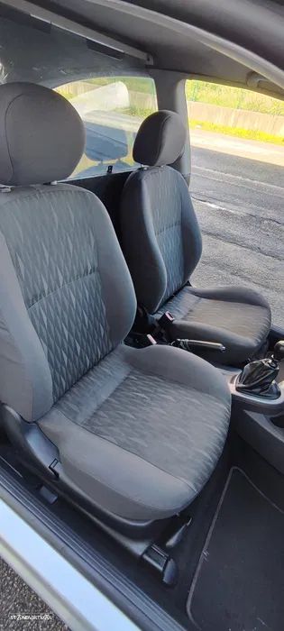 Ford Focus 1.8 TDCi Trend - 6