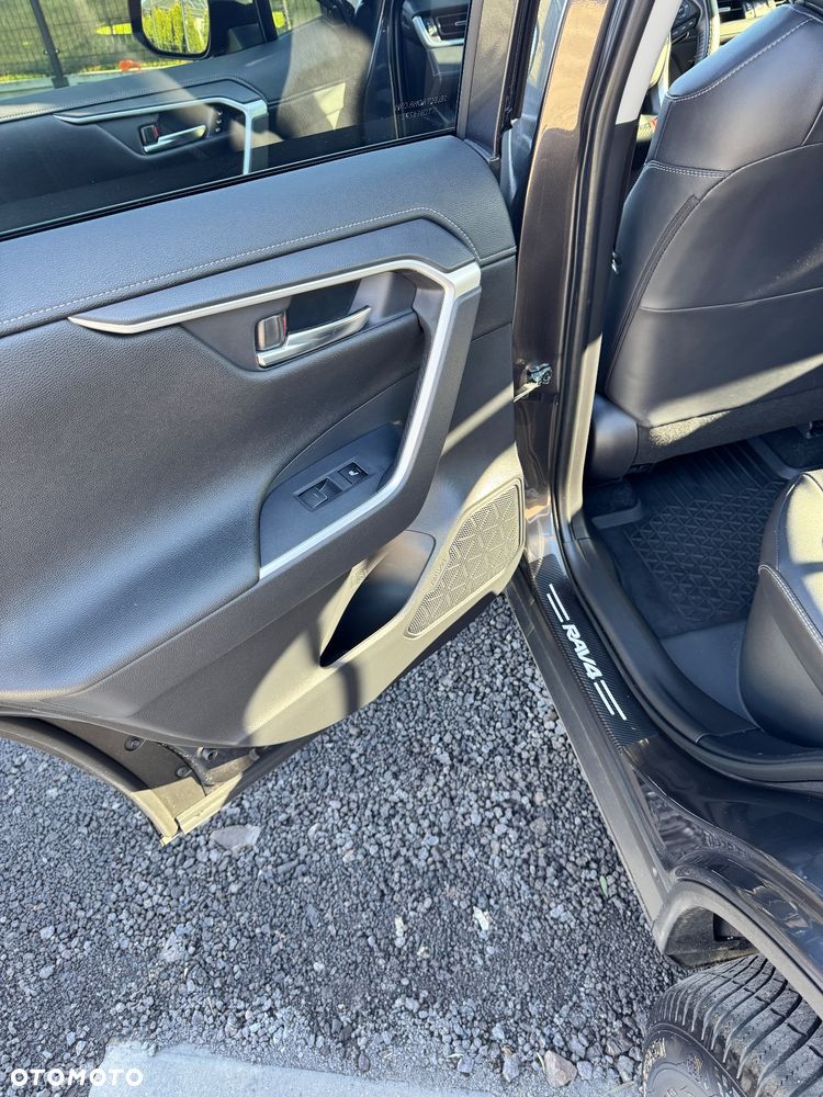 Toyota RAV4 2.5 Hybrid Executive 4x4 - 8