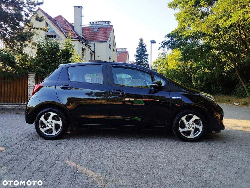 Toyota Yaris 1.5 VVT-i Comfort mit Design Paket - 6