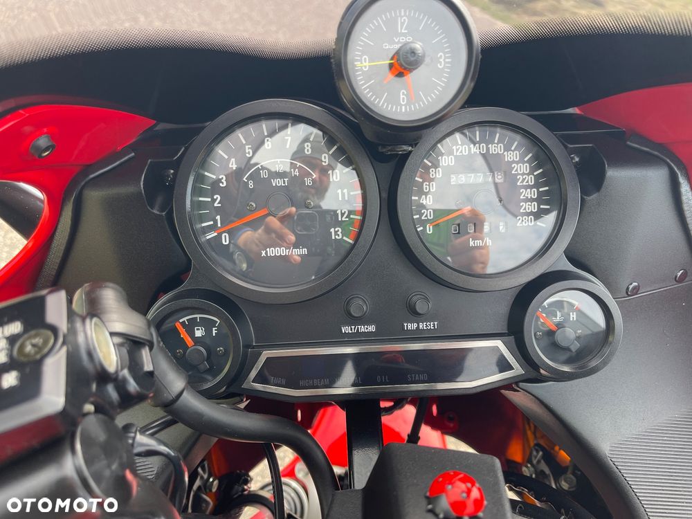 Kawasaki GPZ - 15