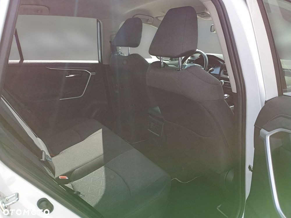 Toyota RAV4 - 30