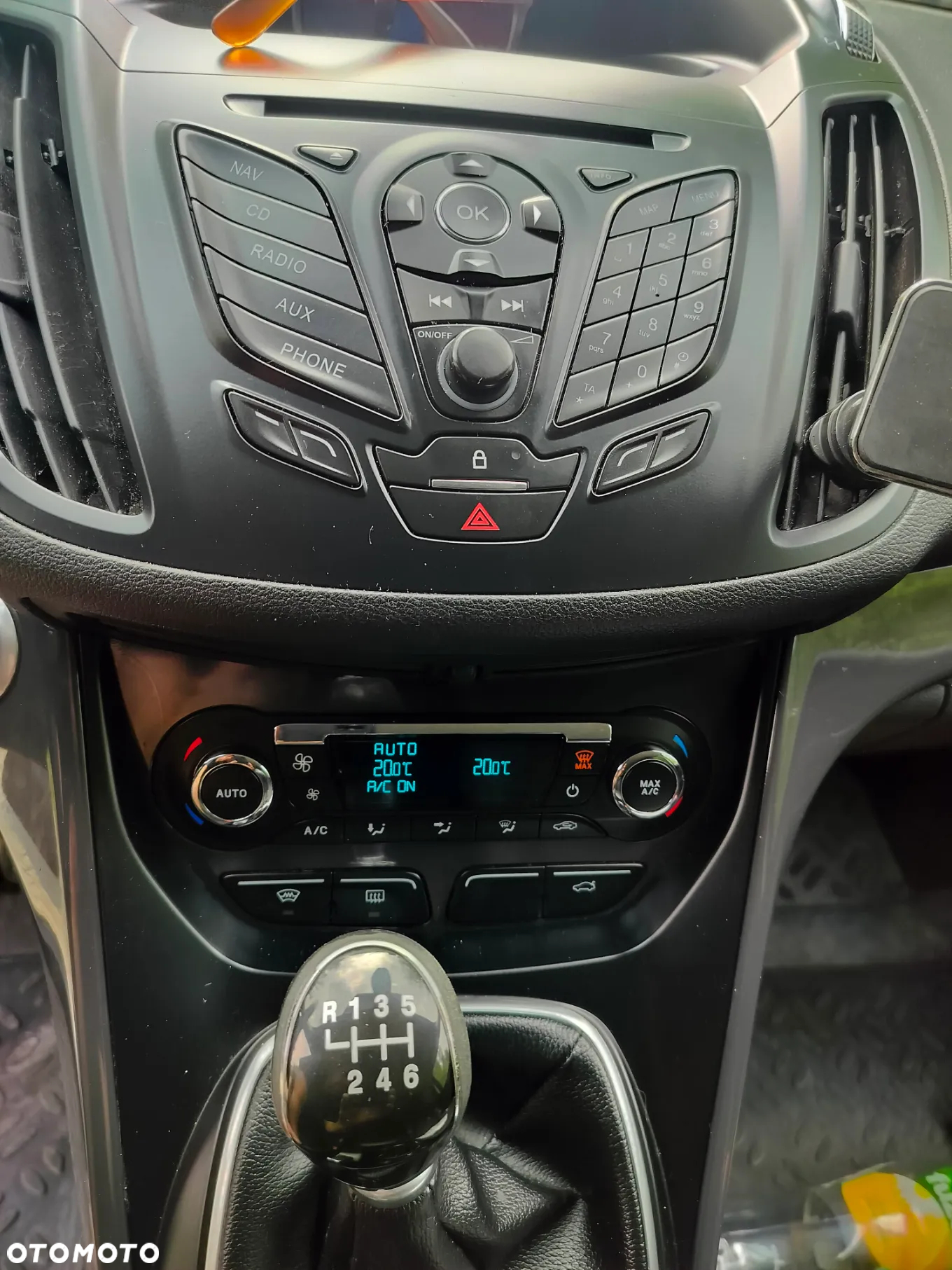 Ford Kuga 2.0 TDCi 4x4 SYNC - 11