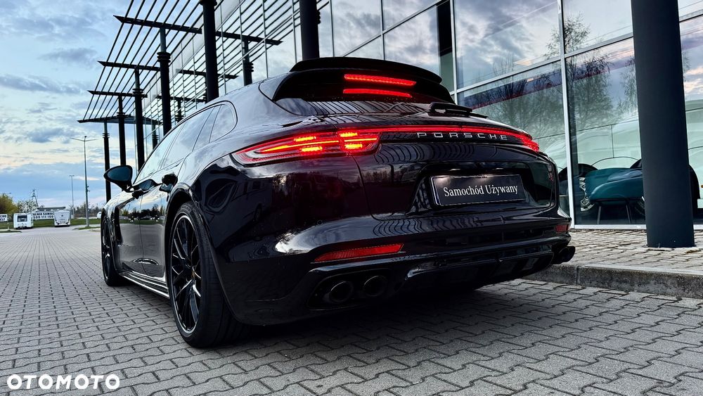 Porsche Panamera 4 GPF - 4