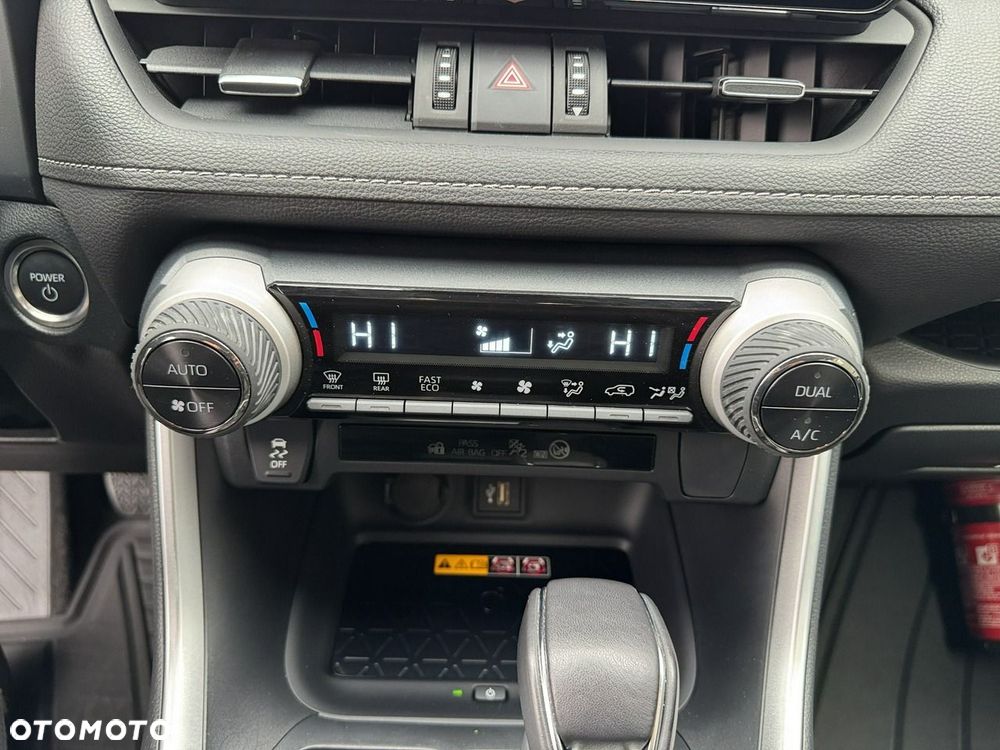 Toyota RAV4 - 21