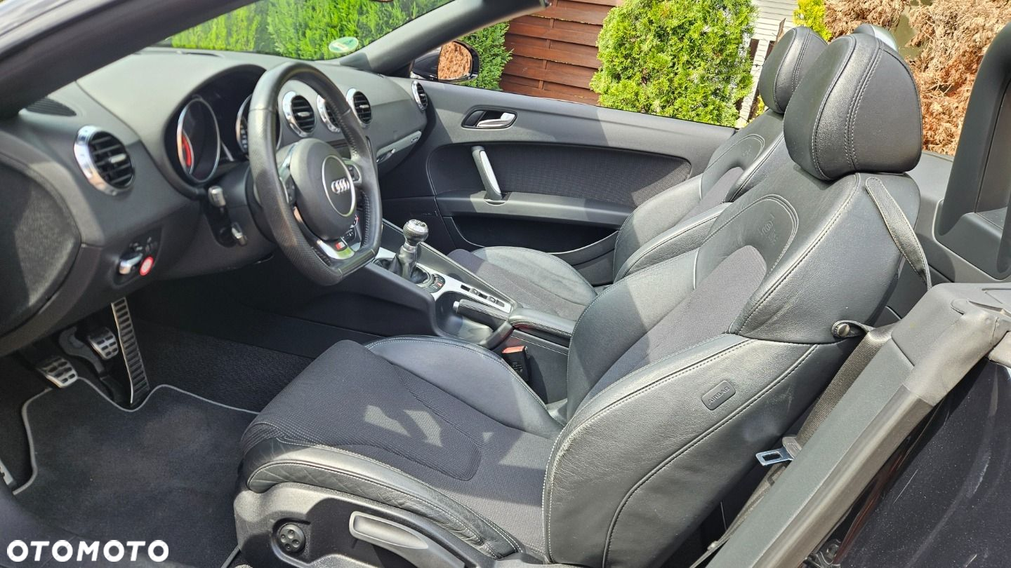 Audi TT Coupé Roadster 2.0 TDI quattro - 18