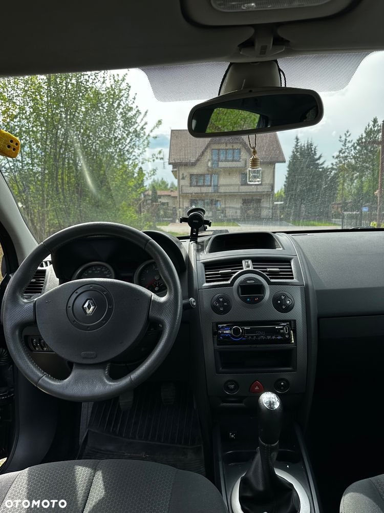 Renault Megane 1.6 Privilege - 19