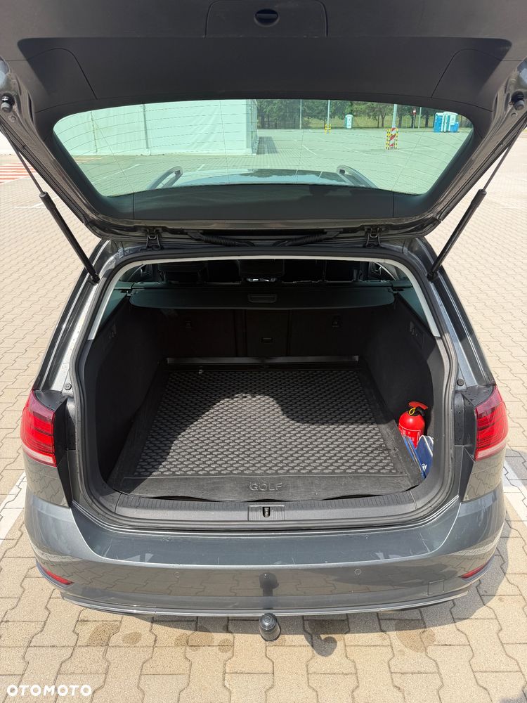 Volkswagen Golf - 14