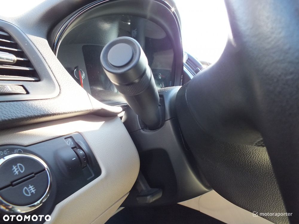 Opel Insignia 2.0 CDTI Cosmo S&S - 21