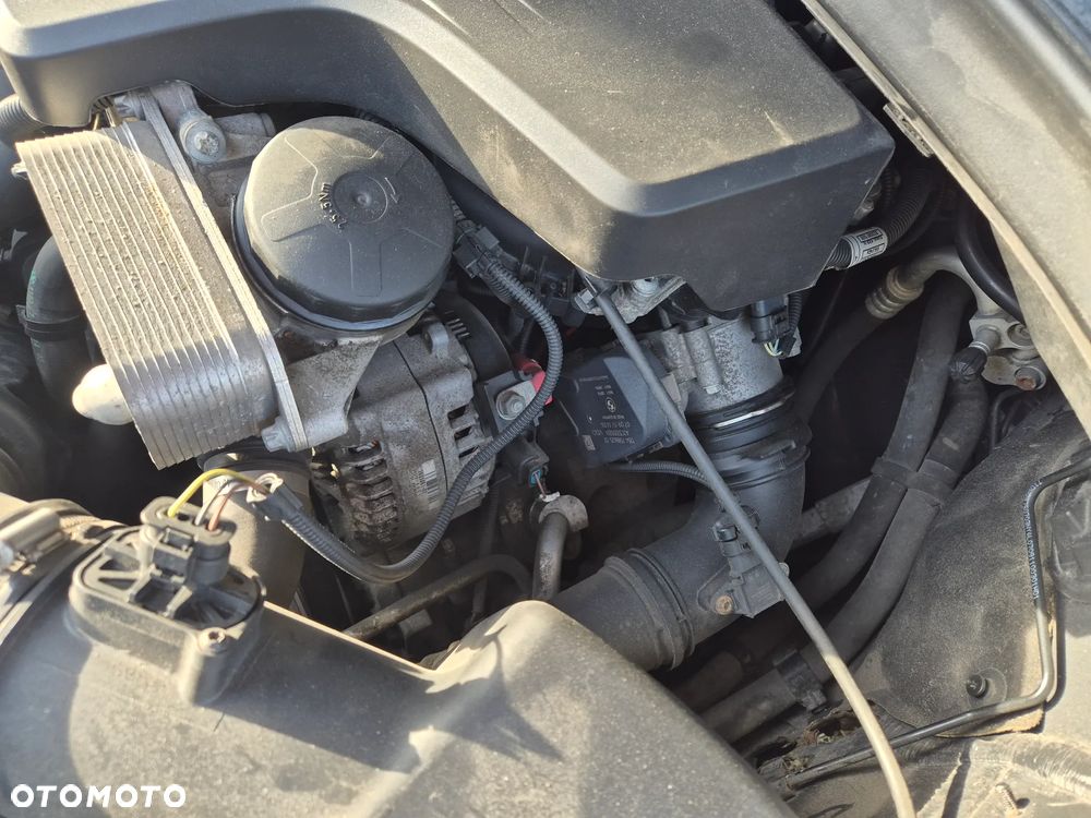 BMW X1 sDrive20i xLine - 18