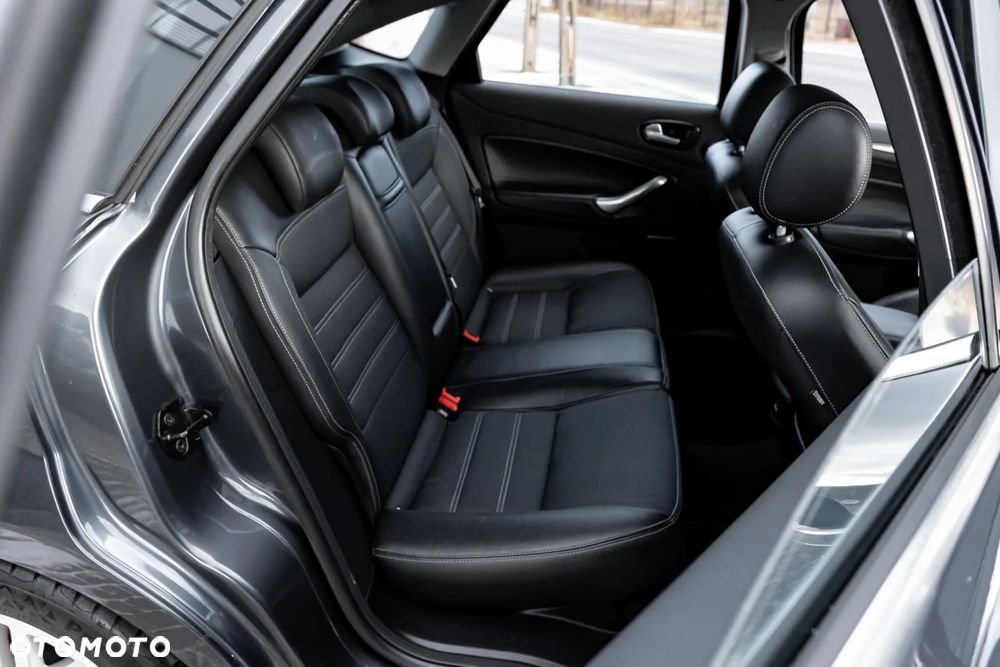 Ford Mondeo 2.5 Titanium X - 18