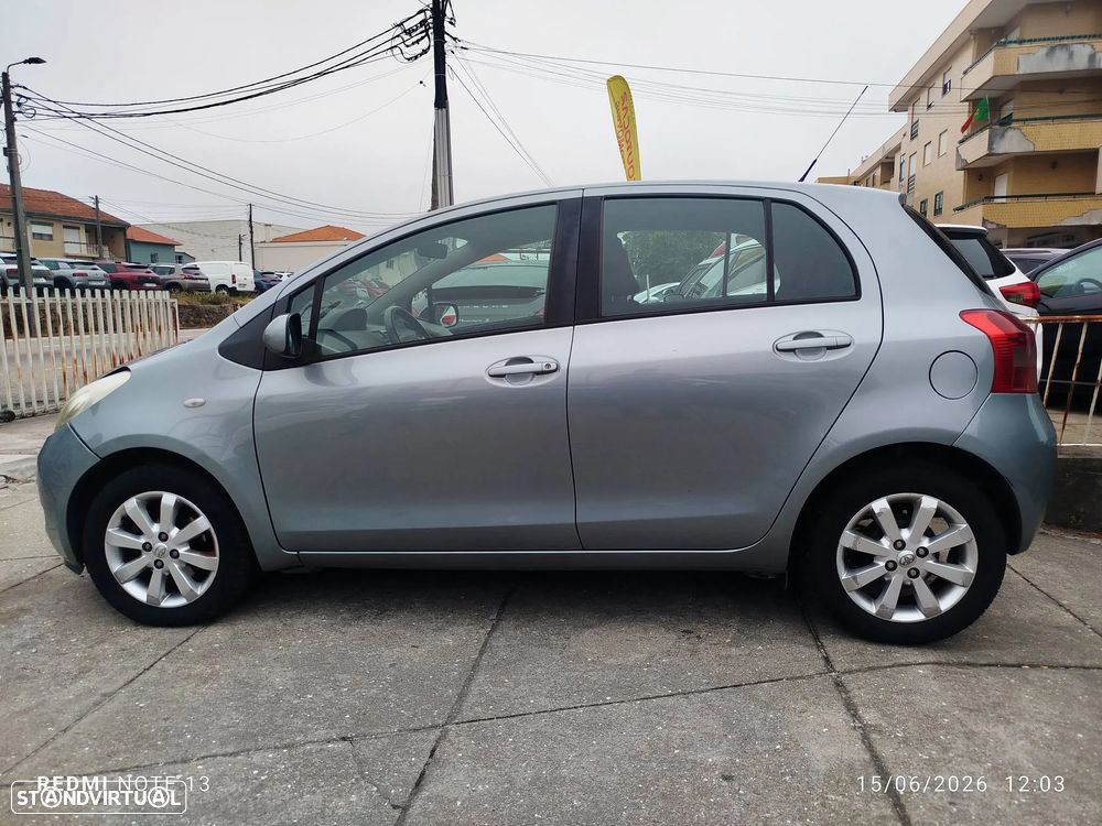Toyota Yaris 1.0 VVT-i AC Manual - 2