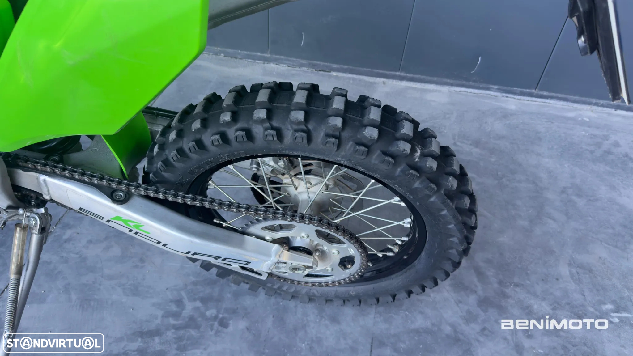 Kawasaki KX 250 X - 13