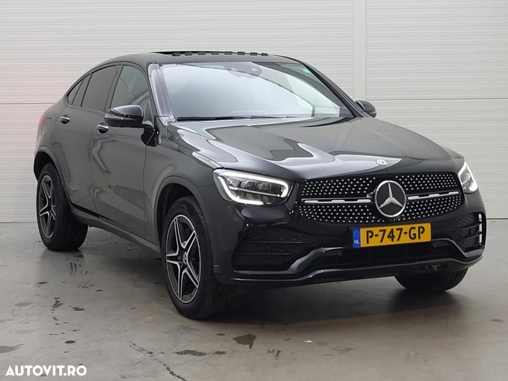 Mercedes-Benz GLC Coupe 300 e 4Matic 9G-TRONIC Edition AMG Line - 2