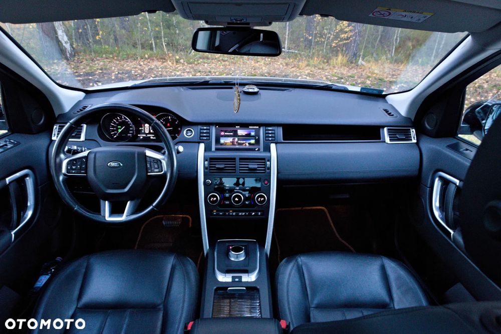 Land Rover Discovery Sport 2.0 TD4 HSE - 27