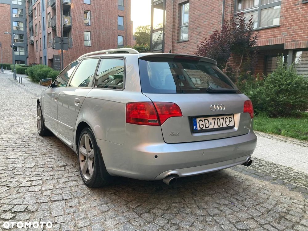 Audi A4 Avant 2.0T FSI - 6